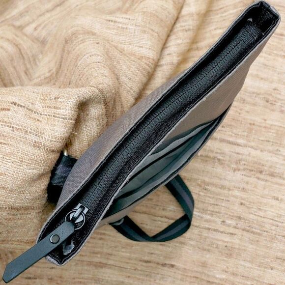 Sherpani Pica Crossbody Bag Fold Over Travel Shoulder Purse - Picture 7 of 13